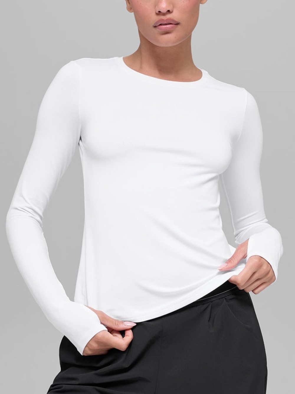 ALO Women’s White Long-Sleeve Crewneck Top